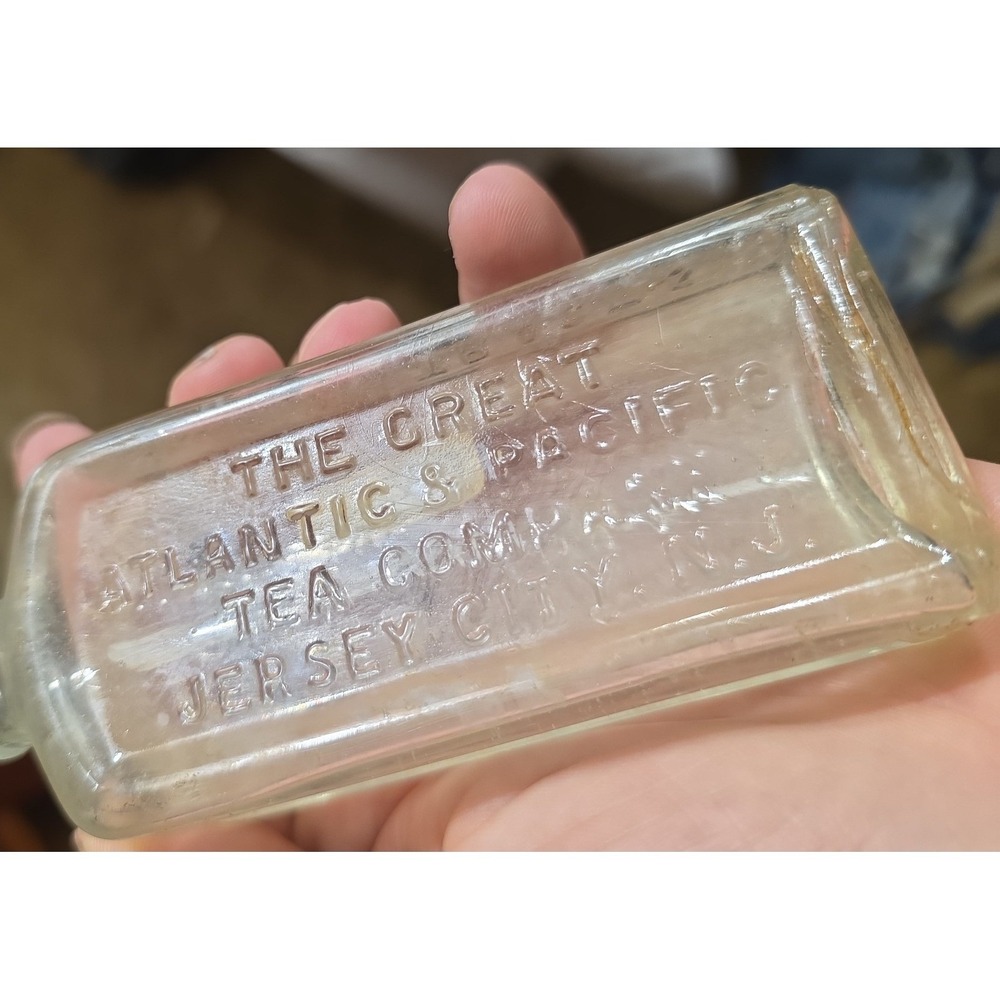 Vintage Great Atlantic & Pacific Tea Company Jersey City NJ Extracts Bottle